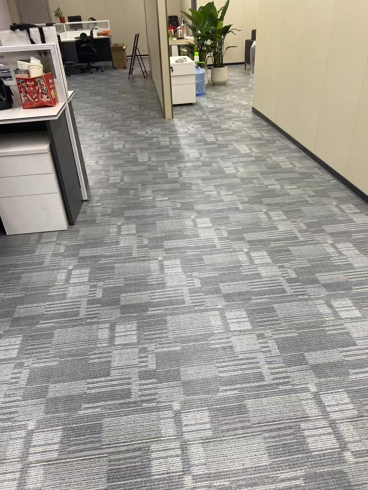 办公室LVT地板工程施工图1